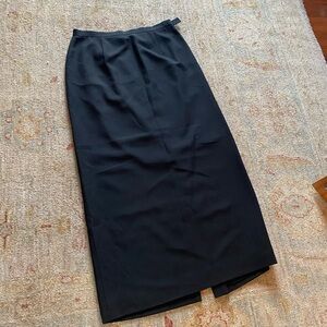 Rena Rowan Classic Black Pencil Skirt